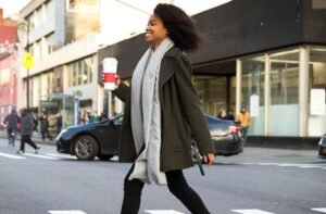 5 Excellent Reasons You Should Take a Walk Today